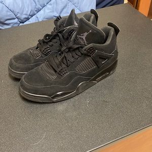 Black cat 4s slightly worn size 13